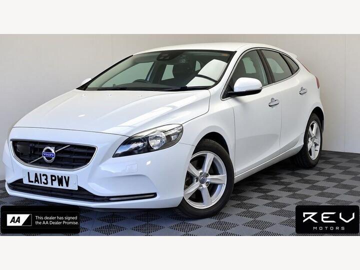 Volvo V40 1.6 T4 R-Design Lux Nav Powershift Euro 5 (s/s) 5dr