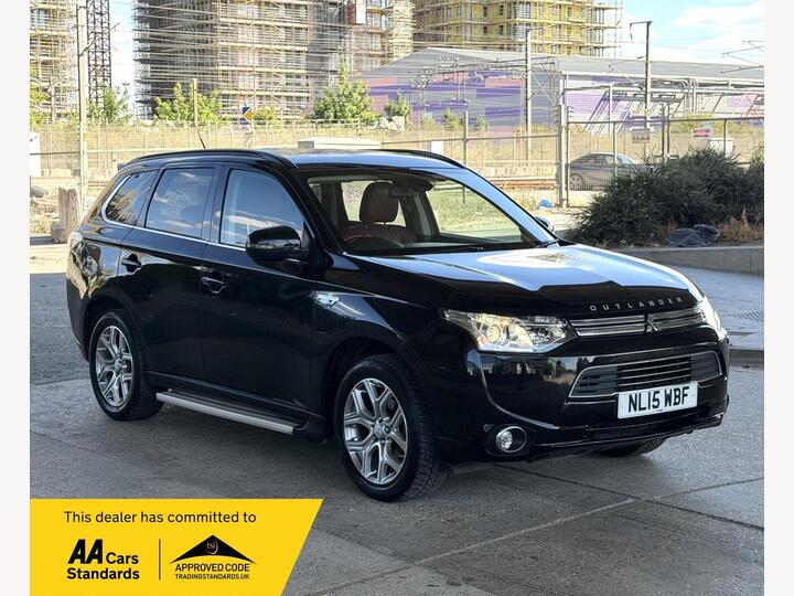 Mitsubishi Outlander 2.0h 12kWh GX5hs CVT 4WD Euro 5 (s/s) 5dr