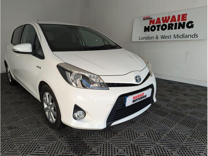 Toyota Yaris 1.5 VVT-h T4 CVT Euro 5 5dr