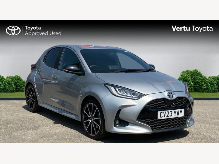 Toyota Yaris 1.5 VVT-h GR SPORT E-CVT Euro 6 (s/s) 5dr