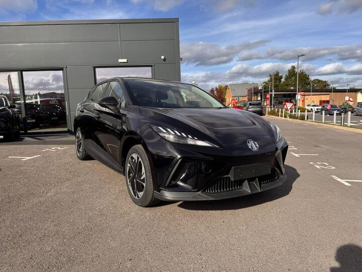 MG MG4 51kWh SE Auto 5dr