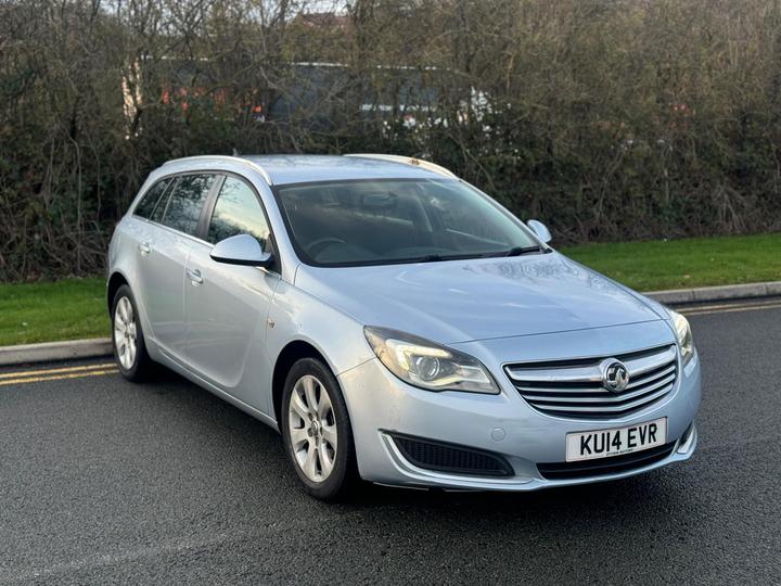 Vauxhall Insignia 2.0 CDTi Design Nav Sports Tourer Auto Euro 5 5dr