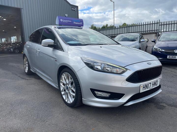 Ford Focus 1.0T EcoBoost ST-Line Euro 6 (s/s) 5dr