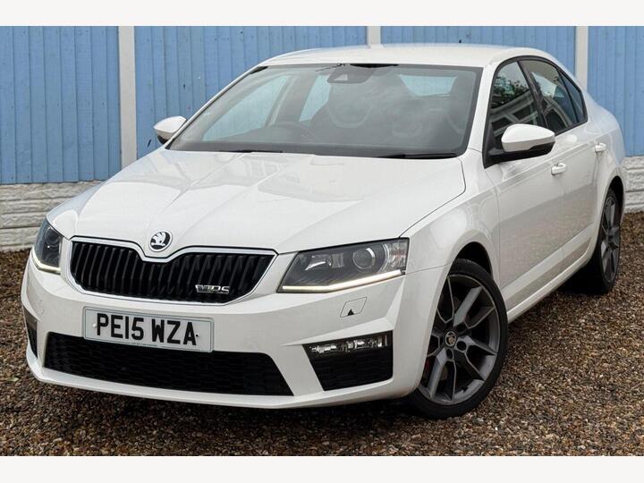 Skoda OCTAVIA 2.0 TDI VRS Euro 5 (s/s) 5dr Skoda OCTAVIA 2.0 TDI VRS Euro 5 (s/s) 5dr
