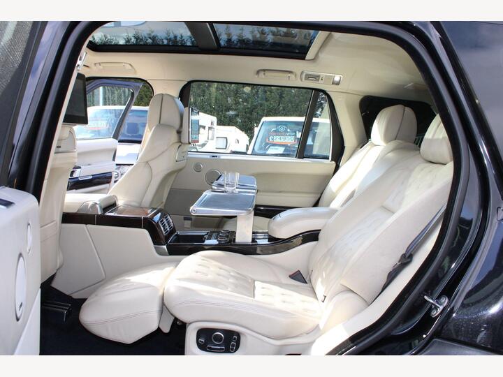 Land Rover Range Rover 4.4 SD V8 SV Autobiography Auto 4WD Euro 6 (s/s) 5dr LWB