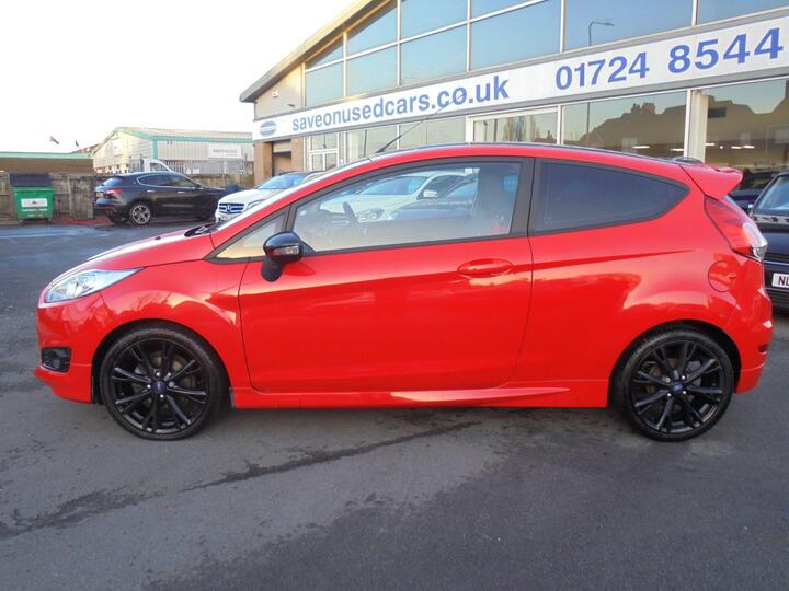 Ford Fiesta 1.0T EcoBoost Zetec S Red Edition Euro 6 (s/s) 3dr