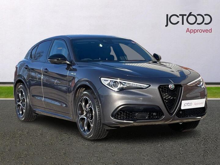 Alfa Romeo Stelvio 2.0T Veloce Auto Q4 AWD Euro 6 (s/s) 5dr Alfa Romeo Stelvio 2.0T Veloce Auto Q4 AWD Euro 6 (s/s) 5dr