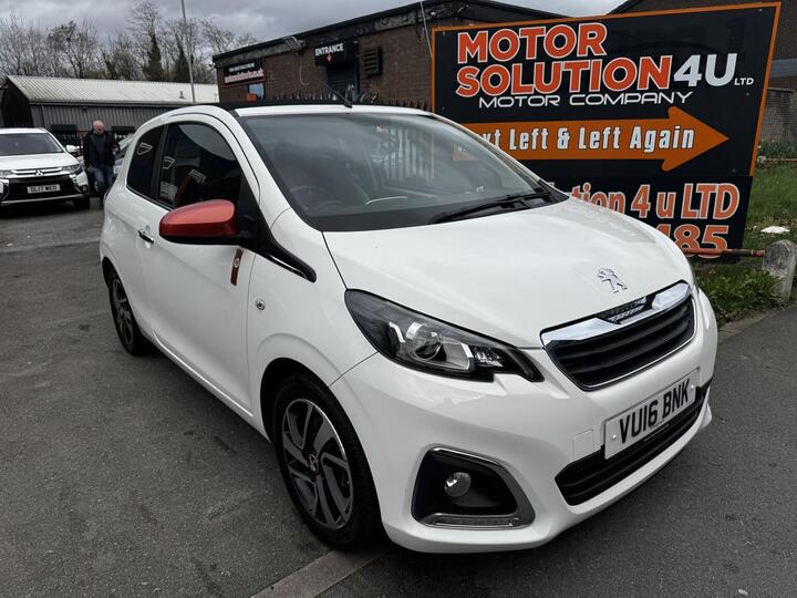 Peugeot 108 1.2 PureTech Roland Garros Top! Euro 6 3dr