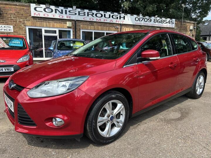 Ford FOCUS HATCHBACK 1.6 Zetec Euro 5 5dr