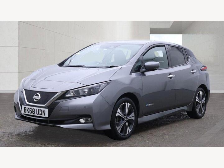 Nissan Leaf 40kWh N-Connecta Auto 5dr