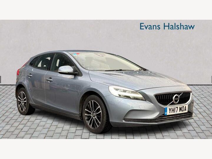Volvo V40 HATCHBACK 2.0 T2 GPF Momentum Nav Plus Euro 6 (s/s) 5dr