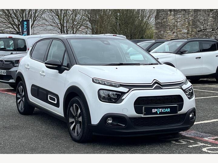 Citroen C3 1.2 PureTech PLUS Euro 6 (s/s) 5dr Citroen C3 1.2 PureTech PLUS Euro 6 (s/s) 5dr