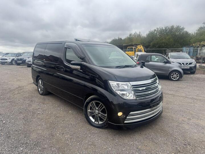 Nissan ELGRAND 3.5 V6 | RIDER S Nissan ELGRAND 3.5 V6 | RIDER S