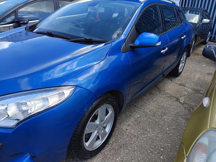 Renault Megane 1.5 DCi Dynamique TomTom Sport Tourer Euro 4 5dr