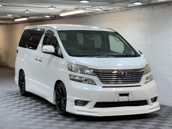 Toyota Vellfire 2.4Z Platinum Selection 2 Auto 7 Seat Toyota Vellfire 2.4Z Platinum Selection 2 Auto 7 Seat