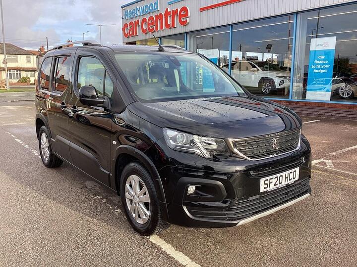 Peugeot Rifter 1.5 BlueHDi Allure Standard MPV Euro 6 (s/s) 5dr Peugeot Rifter 1.5 BlueHDi Allure Standard MPV Euro 6 (s/s) 5dr