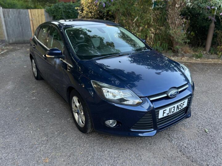 Ford Focus 1.6 Zetec Powershift Euro 5 5dr