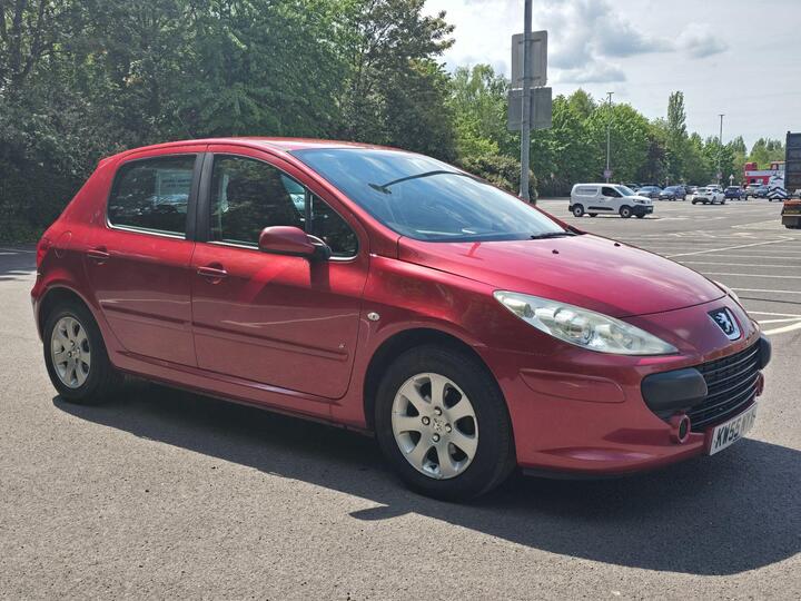 Peugeot 307 1.6 16v S 5dr Peugeot 307 1.6 16v S 5dr