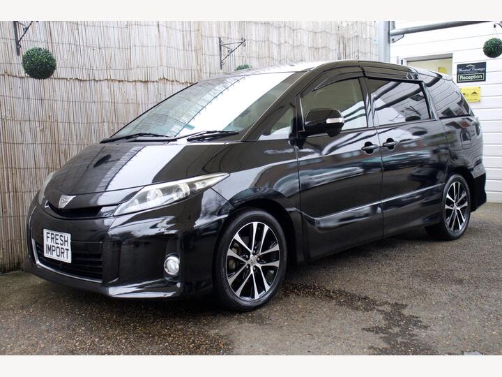 Toyota Estima 2.4 Areas Eight Seater-Leather-sunroof