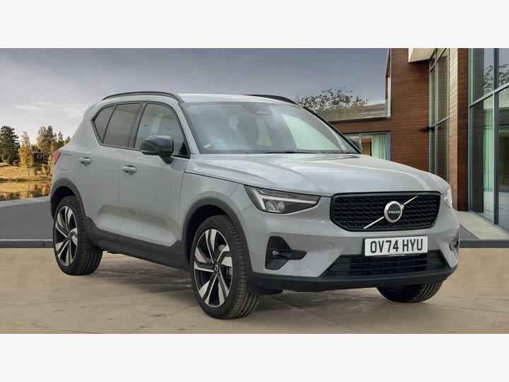 Volvo XC40 2.0 B3 MHEV Plus DCT Auto Euro 6 (s/s) 5dr