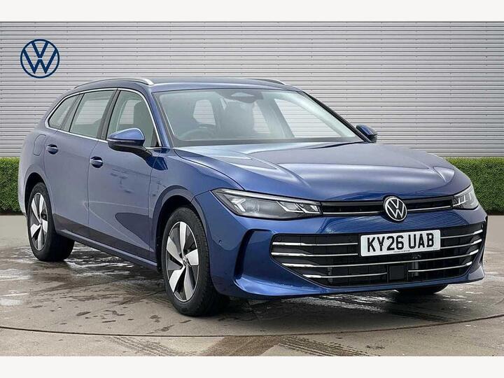 Volkswagen Passat 1.5 TSI EHybrid 19.7kWh Life DSG Euro 6 (s/s) 5dr Volkswagen Passat 1.5 TSI EHybrid 19.7kWh Life DSG Euro 6 (s/s) 5dr