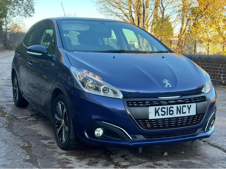 Peugeot 208 1.2 PureTech XS White Euro 6 5dr