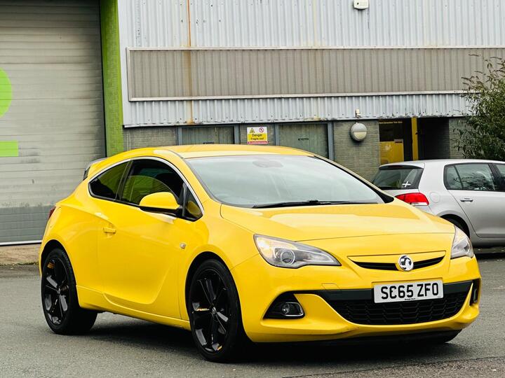 Vauxhall Astra GTC 1.6 CDTi EcoFLEX Limited Edition Euro 6 (s/s) 3dr Vauxhall Astra GTC 1.6 CDTi EcoFLEX Limited Edition Euro 6 (s/s) 3dr