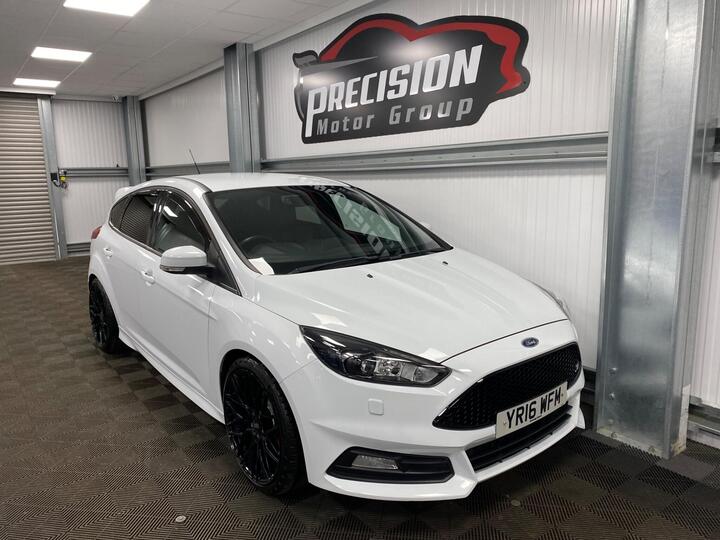 Ford Focus 2.0T EcoBoost ST-3 Euro 6 (s/s) 5dr