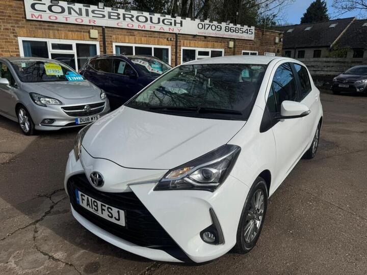 Toyota YARIS HATCHBACK 1.5 VVT-i Icon Euro 6 5dr