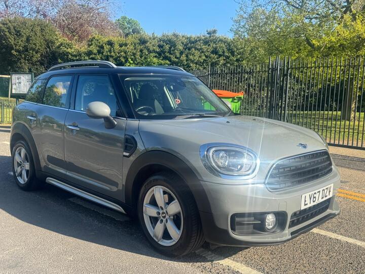 MINI Countryman 2.0 Cooper D Euro 6 (s/s) 5dr MINI Countryman 2.0 Cooper D Euro 6 (s/s) 5dr