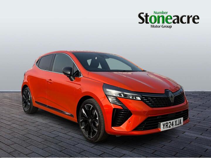 Renault Clio 1.6 E-TECH Techno Auto Euro 6 (s/s) 5dr Renault Clio 1.6 E-TECH Techno Auto Euro 6 (s/s) 5dr