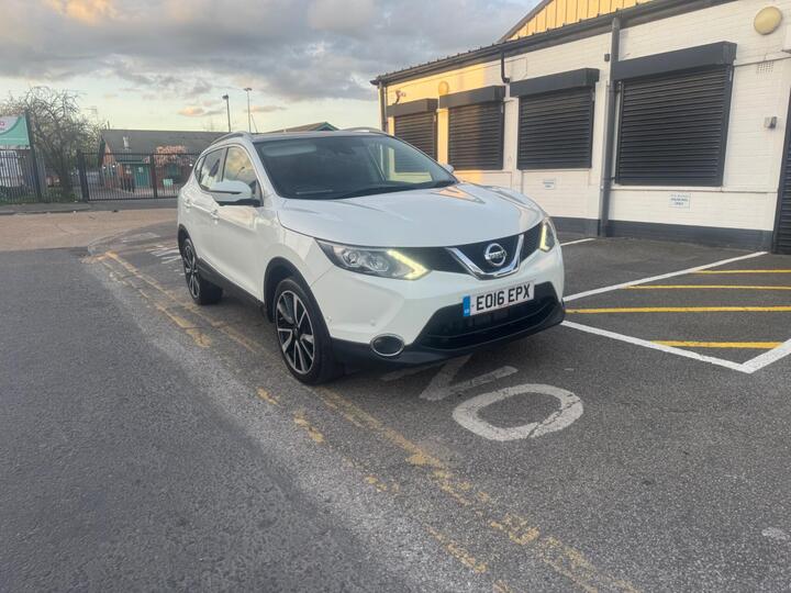 Nissan Qashqai 1.2 DIG-T Tekna XTRON 2WD Euro 6 (s/s) 5dr