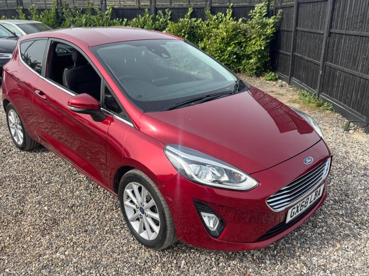 Ford Fiesta 1.0T EcoBoost Titanium Euro 6 (s/s) 3dr