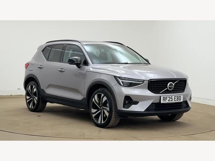 Volvo XC40 2.0 B4 MHEV Ultra Dark DCT Auto Euro 6 (s/s) 5dr