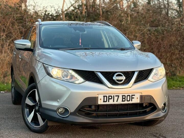 Nissan Qashqai 1.2 DIG-T N-Connecta 2WD Euro 6 (s/s) 5dr