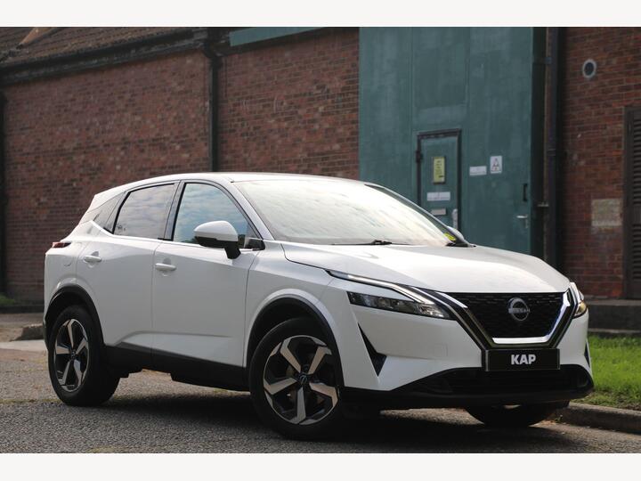 Nissan Qashqai 1.3 DIG-T MHEV N-Connecta XTRON Euro 6 (s/s) 5dr