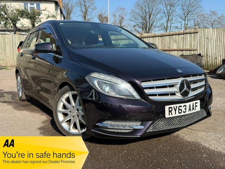 Mercedes-Benz B Class 1.6 B180 BlueEfficiency Sport 7G-DCT Euro 5 (s/s) 5dr Mercedes-Benz B Class 1.6 B180 BlueEfficiency Sport 7G-DCT Euro 5 (s/s) 5dr