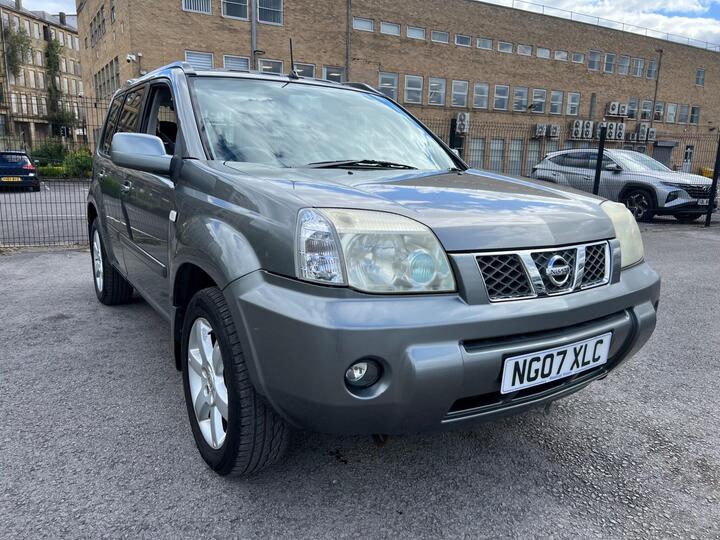 Nissan X-Trail 2.2 DCi Columbia 5dr Nissan X-Trail 2.2 DCi Columbia 5dr