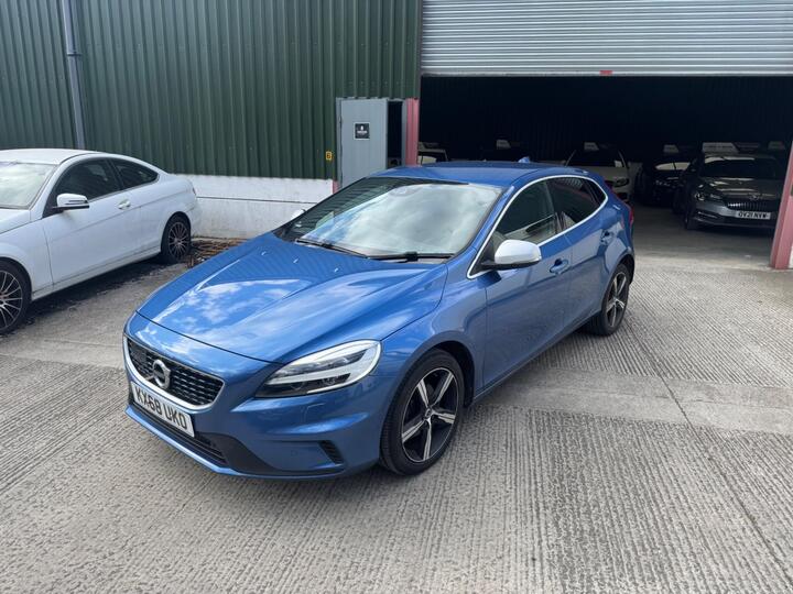Volvo V40 2.0 D2 R-Design Nav Plus Euro 6 (s/s) 5dr