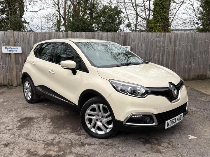Renault Captur 0.9 TCe ENERGY Dynamique MediaNav Euro 5 (s/s) 5dr