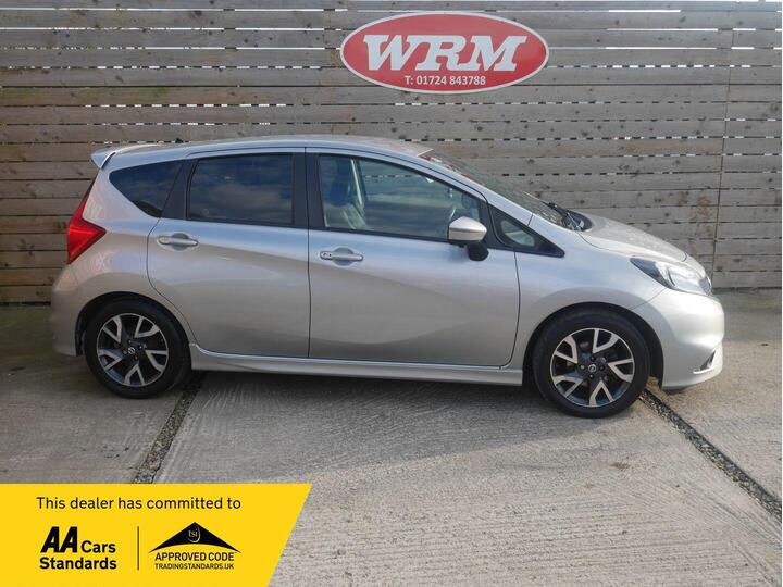 Nissan Note 1.5 DCi Tekna Euro 5 (s/s) 5dr
