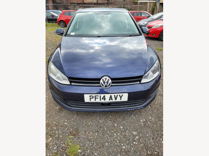 Volkswagen Golf 1.6 TDI BlueMotion Tech SE DSG Euro 5 (s/s) 5dr Volkswagen Golf 1.6 TDI BlueMotion Tech SE DSG Euro 5 (s/s) 5dr