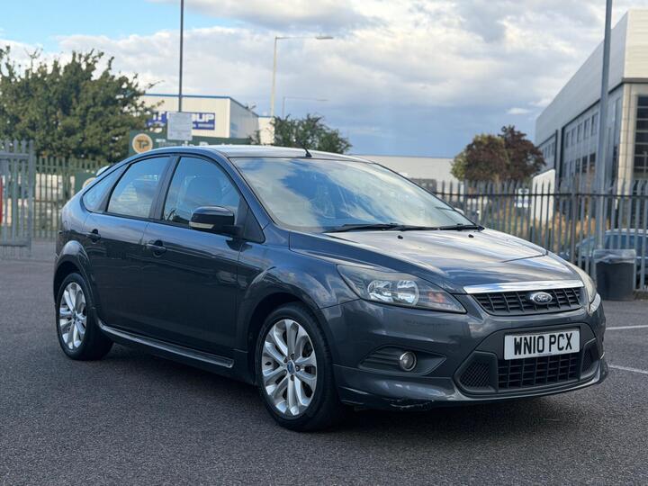 Ford Focus 1.6 Zetec S 5dr
