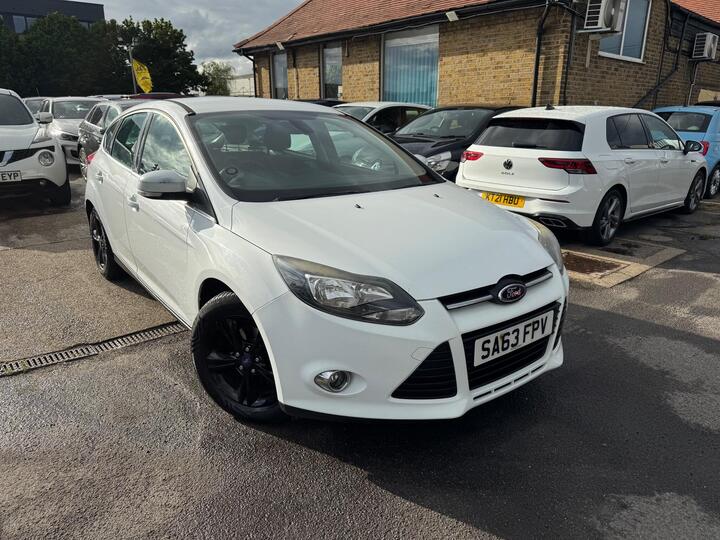 Ford Focus 1.6 Zetec Euro 5 5dr