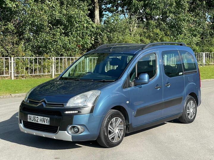 Citroen Berlingo 1.6 E-HDi Airdream XTR Multispace MPV EGS6 Euro 5 (s/s) 5dr Citroen Berlingo 1.6 E-HDi Airdream XTR Multispace MPV EGS6 Euro 5 (s/s) 5dr