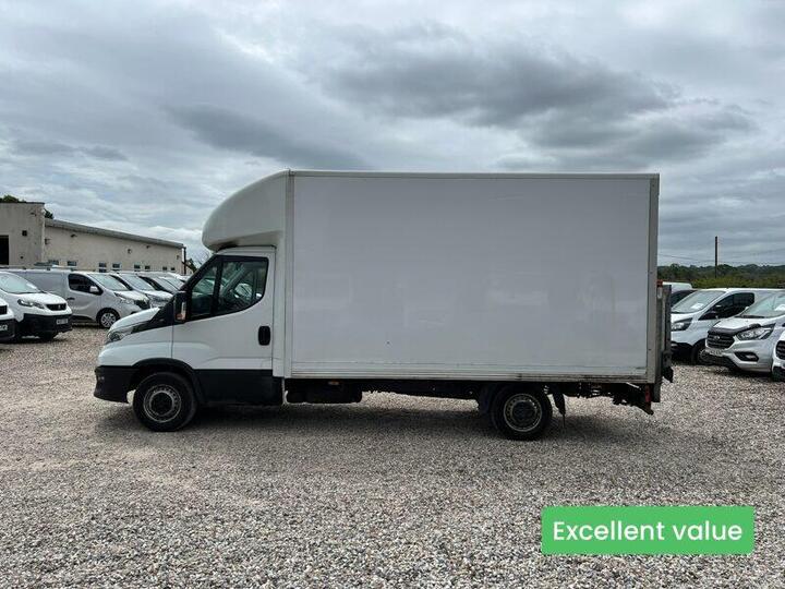 Iveco Daily Luton AUTO MWB L2 350 EURO 6 NO VAT