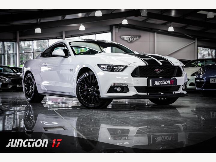Ford Mustang 5.0 V8 GT Fastback Euro 6 2dr
