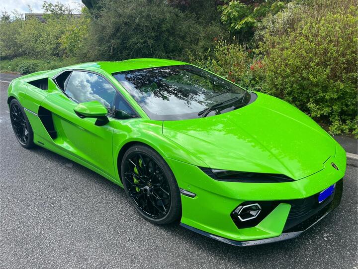 Lamborghini Temerario 4.0 V8 BiTurbo HPEV 3.8kWh AMT 4WD Euro 6 2dr Lamborghini Temerario 4.0 V8 BiTurbo HPEV 3.8kWh AMT 4WD Euro 6 2dr
