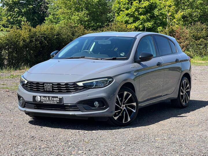 Fiat TIPO 1.0 City Sport Euro 6 (s/s) 5dr