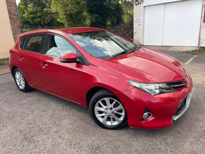 Toyota Auris 1.6 V-Matic Icon Euro 5 5dr Toyota Auris 1.6 V-Matic Icon Euro 5 5dr